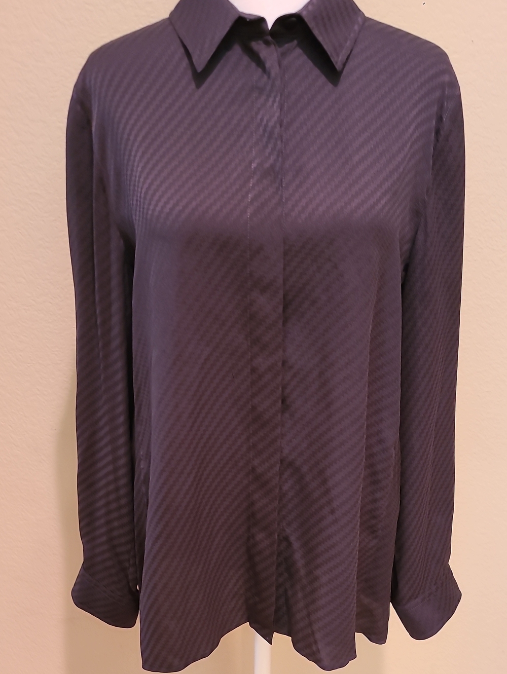 Armani Collezioni Deep Navy Textured Long-Sleeve Button Down Dress Shirt Size 12